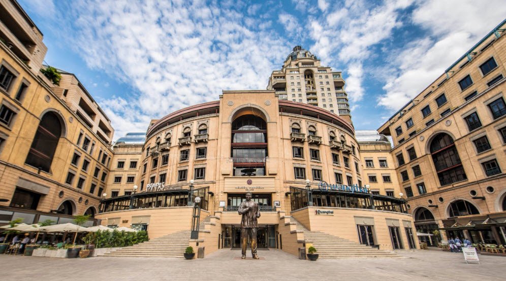Nelson Mandela Square